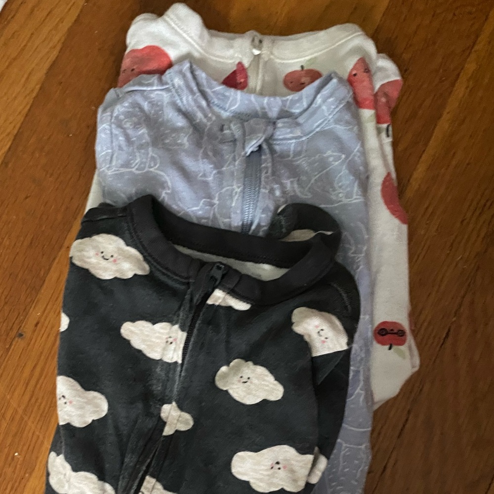 Bundle of 3 and 100% cotton footy pajamas